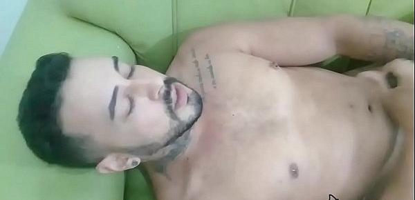  ME MASTURBEI SOZINHO E ME LAMBUZEI TODO DE LEITE ( VIDEO COMPLETO E SEM CORTES XVIDEOS RED )